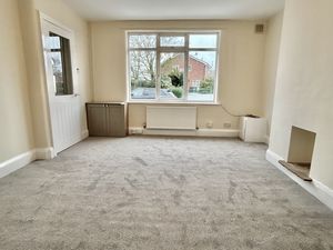 Lounge- click for photo gallery